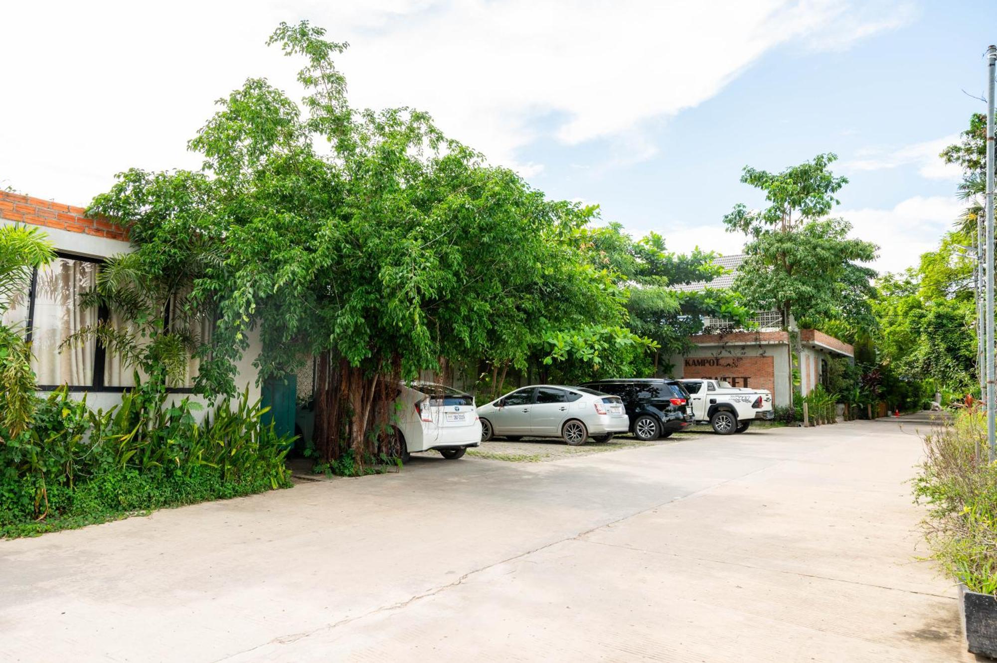 Kampot Sweet Boutique Hotel Exterior photo