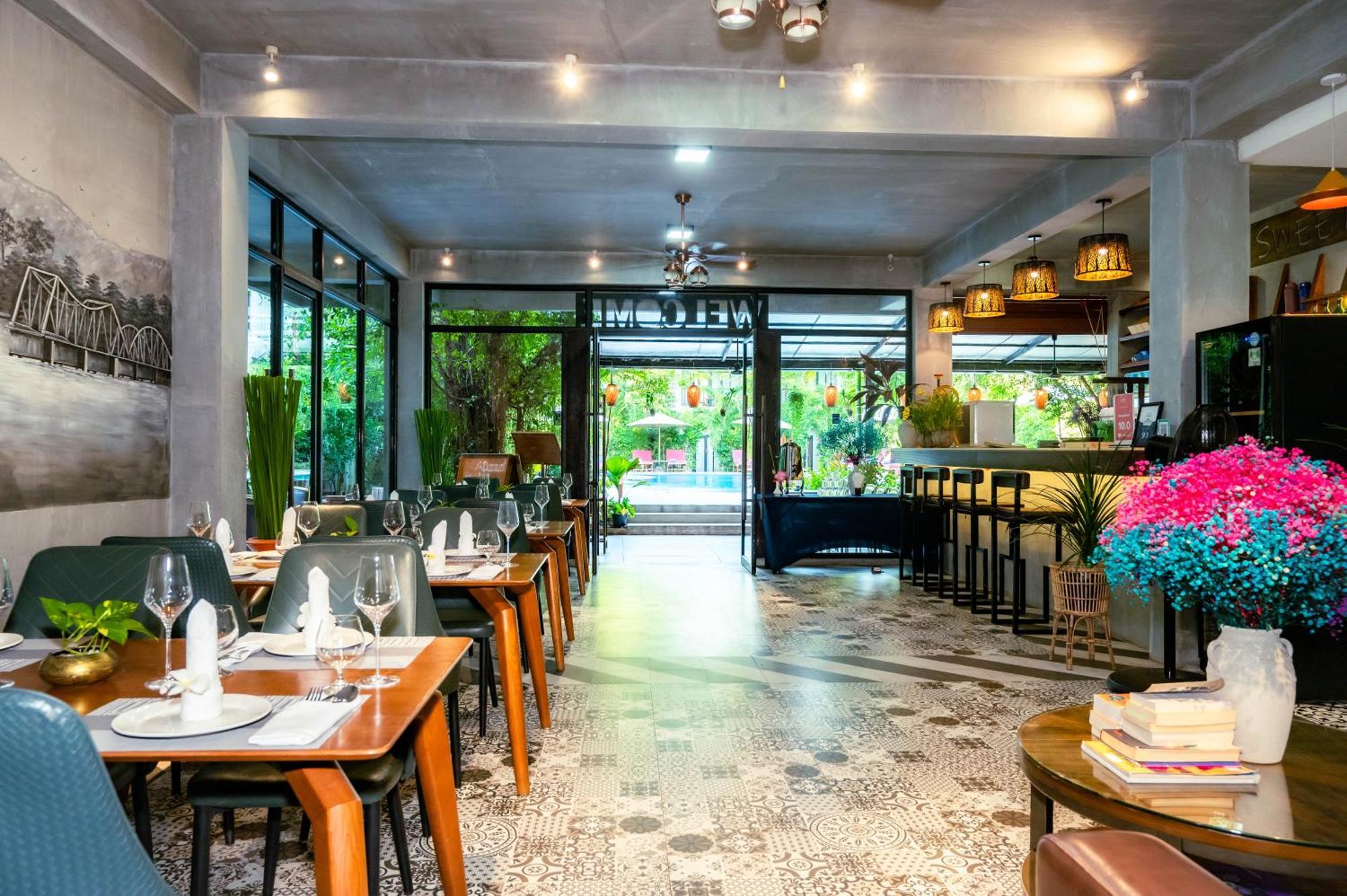 Kampot Sweet Boutique Hotel Exterior photo